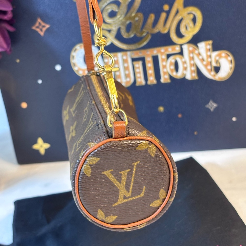 Baby Louis Vuitton Monogram Papillon - Picture 4 of 8